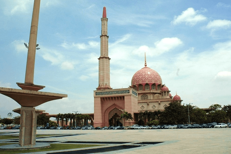 布城(Putrajaya)